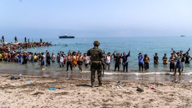 Fas’tan İspanya’nın Kuzey Afrika’daki Ceuta ve Melilla kentlerine yönelik kitlesel geçiş girişimleri yeni bir krize dönüştü