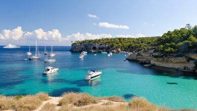 İspanya’nın en popüler tatil adalarından Mallorca’da plajlarda her davranış serbest değil.